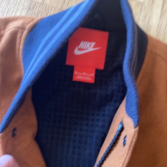 Leather Nike bomber jacket. Size M - Picture 3 of 7